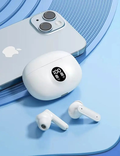 Clear sound quality of TWS 895B True Wireless Gaming Earbuds during gaming sessions.